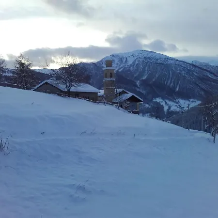 Agri-b&b Lou Col Oda ve Kahvaltı 3*