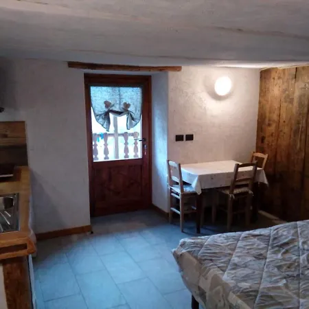 Agri-b&b Lou Col Bed and breakfast Canosio