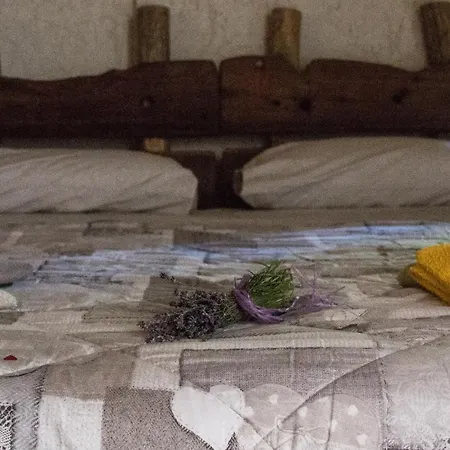 Agri-b&b Lou Col Oda ve Kahvaltı