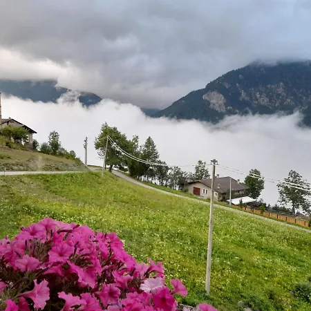 Oda ve Kahvaltı Agri-b&b Lou Col Canosio