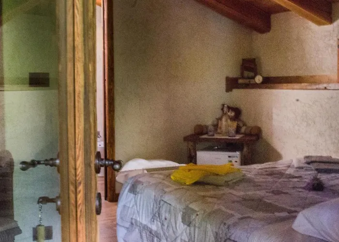 Agri-b&b Lou Col Bed & Breakfast Canosio
